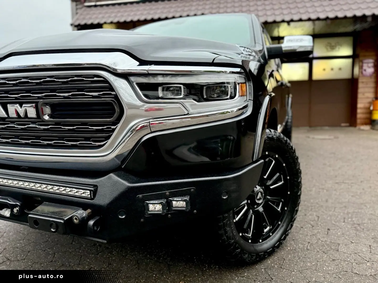 DODGE CLEAN CARFAX LIMITED PANO LUFT RAMBOX AHK NAVI