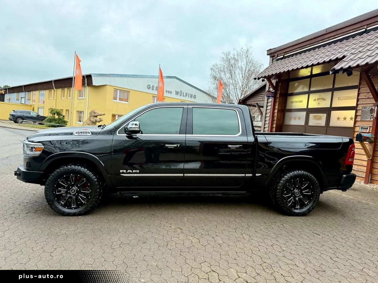 DODGE CLEAN CARFAX LIMITED PANO LUFT RAMBOX AHK NAVI