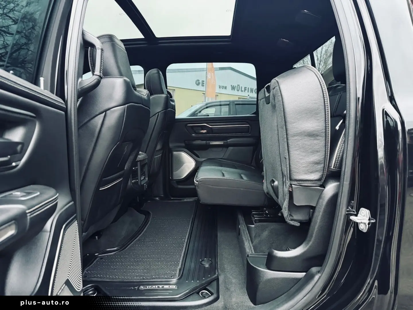 DODGE CLEAN CARFAX LIMITED PANO LUFT RAMBOX AHK NAVI