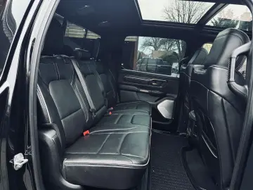 DODGE CLEAN CARFAX LIMITED PANO LUFT RAMBOX AHK NAVI