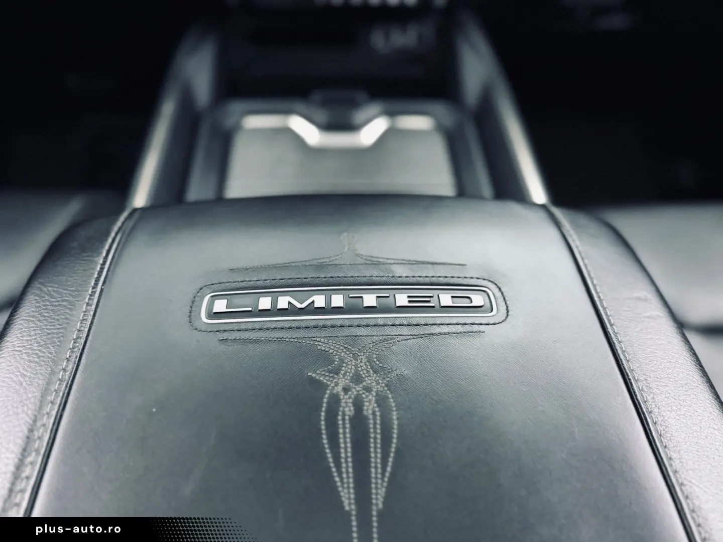 DODGE CLEAN CARFAX LIMITED PANO LUFT RAMBOX AHK NAVI