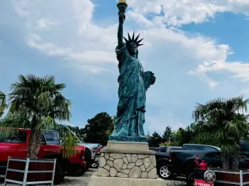 DODGE CLEAN CARFAX LIMITED PANO LUFT RAMBOX AHK NAVI