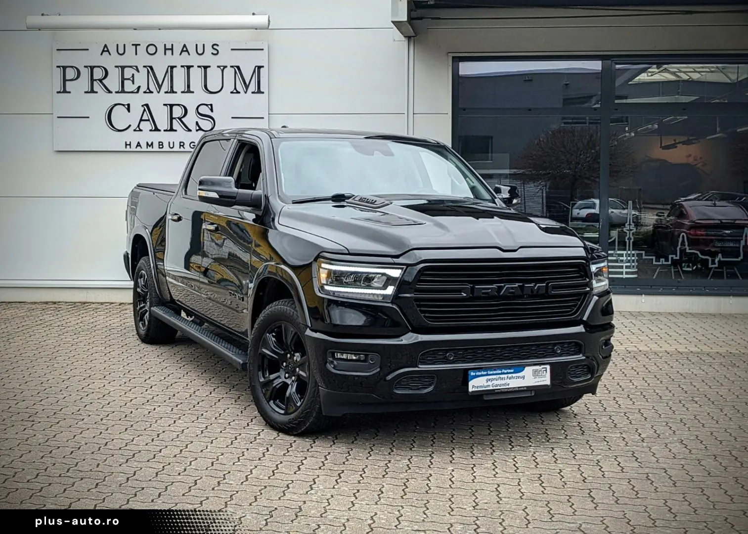 DODGE RAM 1500  Laramie Limited Night HEMI 5.7L   4x4