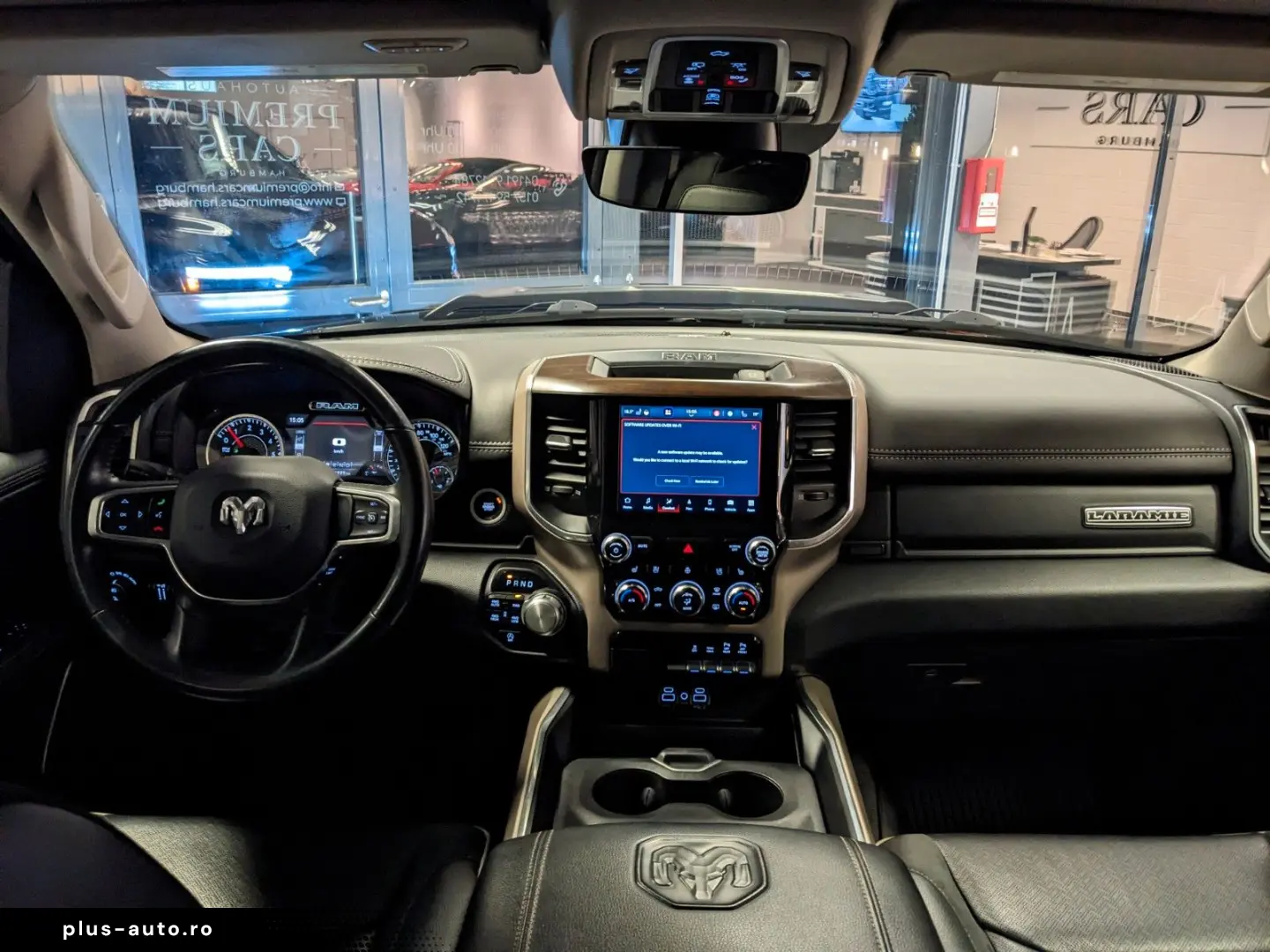 DODGE RAM 1500  Laramie Limited Night HEMI 5.7L   4x4