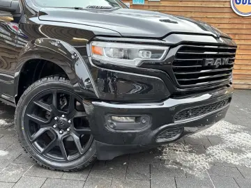 DODGE RAM 1500 Laramie 5.7L 12´´ Navi 4x4 LPG
