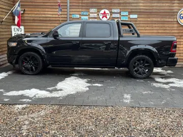 DODGE RAM 1500 Laramie 5.7L 12´´ Navi 4x4 LPG