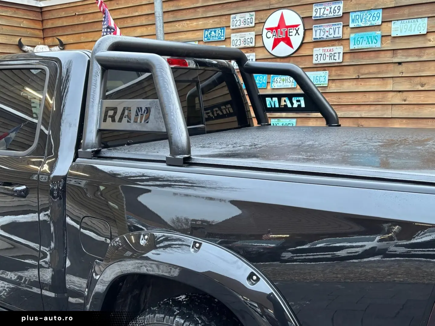 DODGE RAM 1500 Laramie 5.7L 12´´ Navi 4x4 LPG