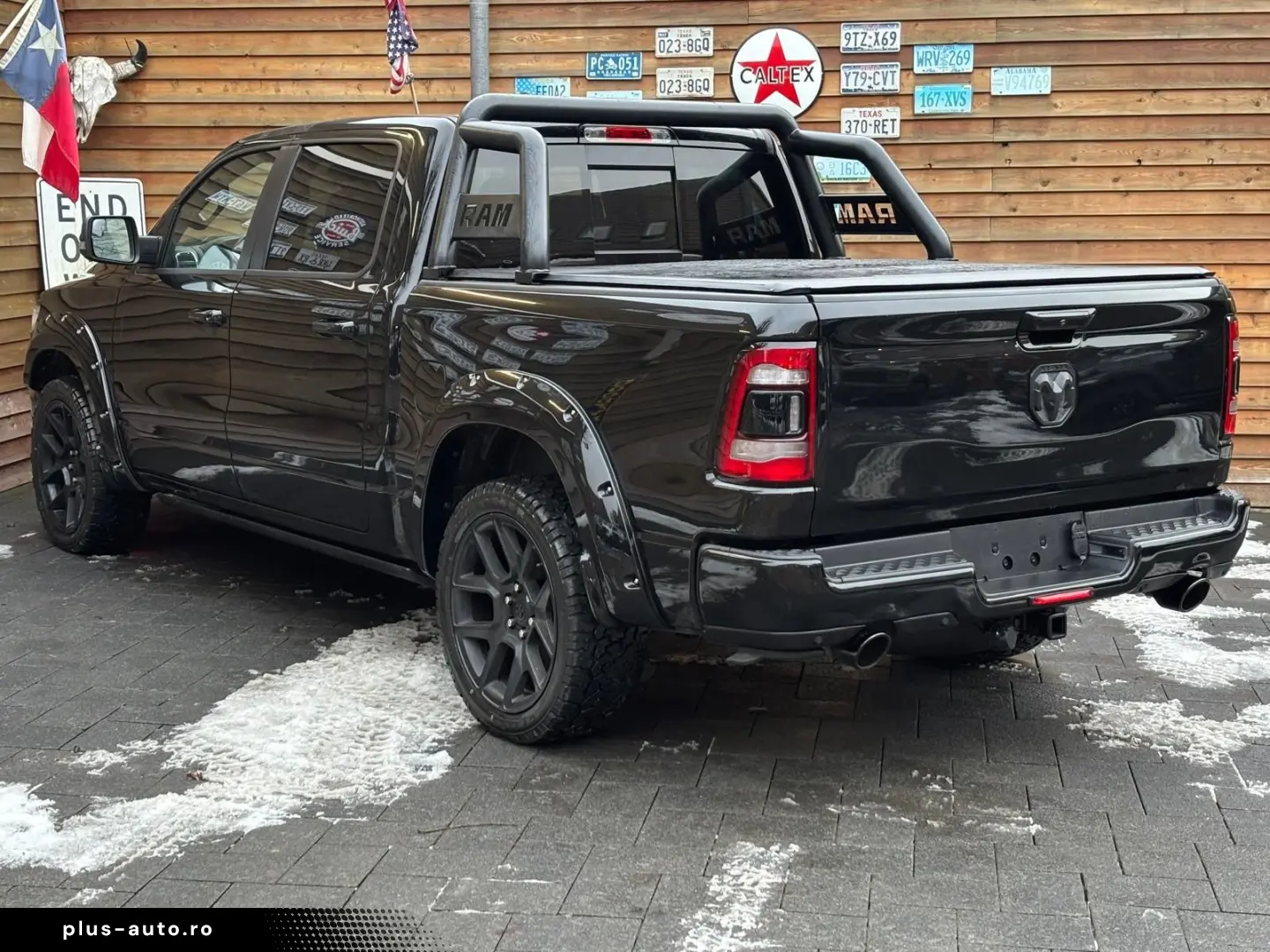 DODGE RAM 1500 Laramie 5.7L 12´´ Navi 4x4 LPG