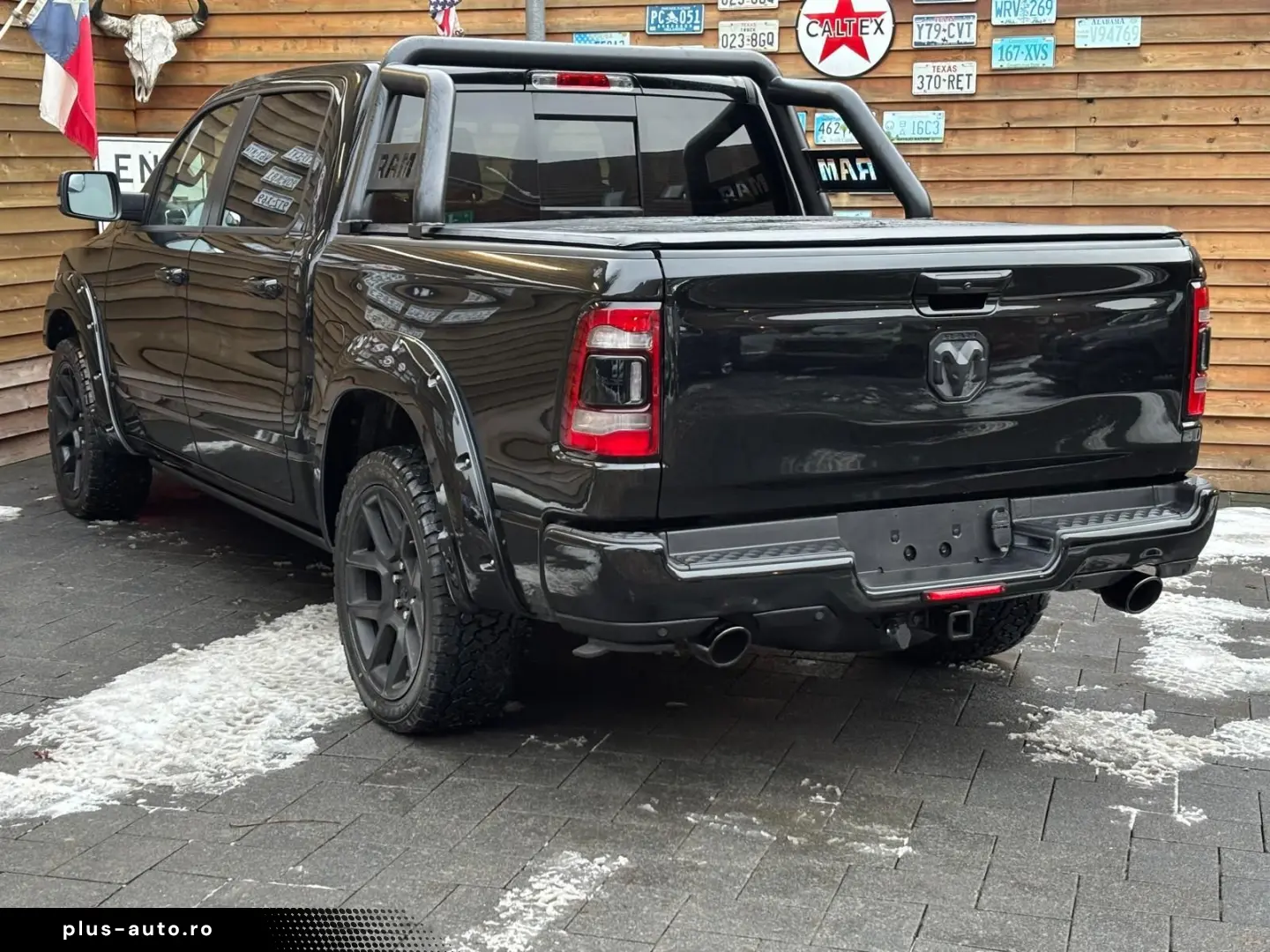 DODGE RAM 1500 Laramie 5.7L 12´´ Navi 4x4 LPG