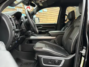 DODGE RAM 1500 Laramie 5.7L 12´´ Navi 4x4 LPG