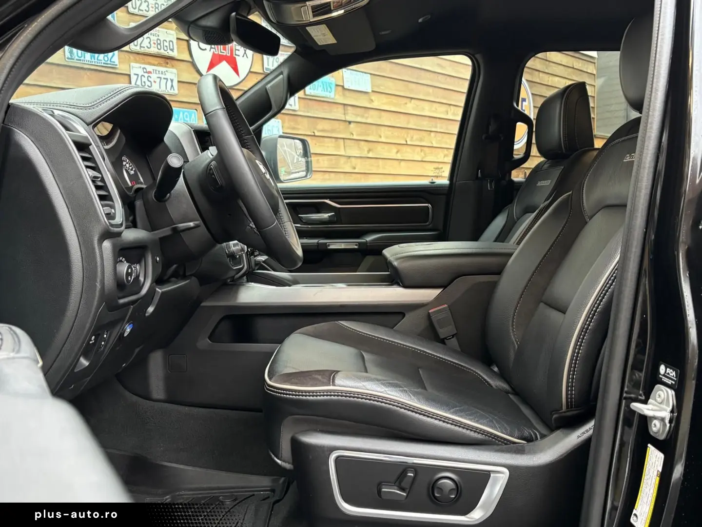 DODGE RAM 1500 Laramie 5.7L 12´´ Navi 4x4 LPG