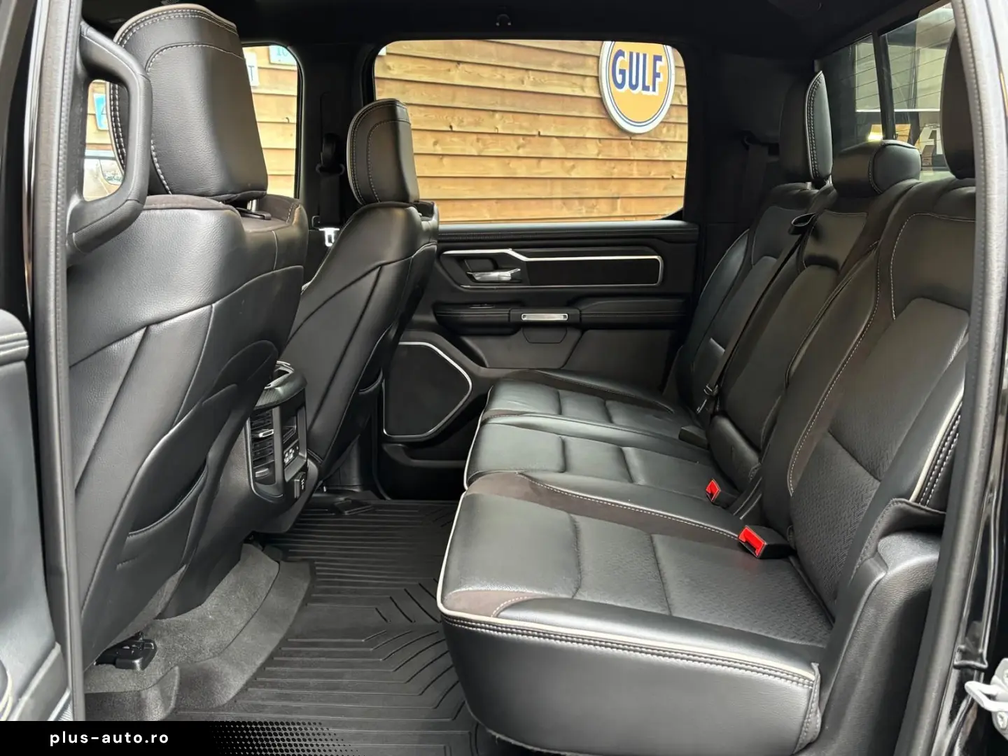 DODGE RAM 1500 Laramie 5.7L 12´´ Navi 4x4 LPG