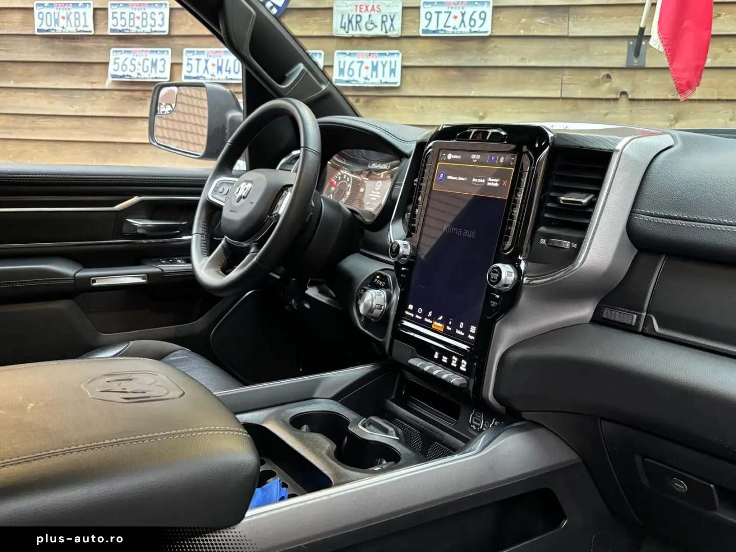 DODGE RAM 1500 Laramie 5.7L 12´´ Navi 4x4 LPG