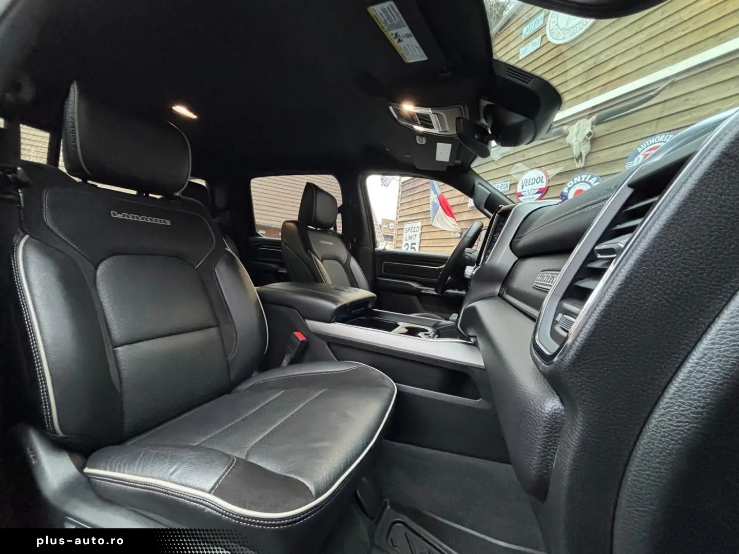 DODGE RAM 1500 Laramie 5.7L 12´´ Navi 4x4 LPG