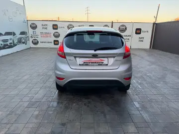 Ford Fiesta 2010 1.4