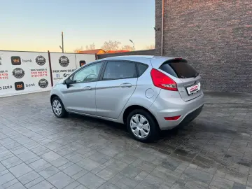 Ford Fiesta 2010 1.4