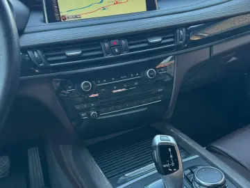 BMW X5 2015 12 2.0 Benzina