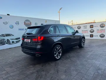 BMW X5 2015 12 2.0 Benzina