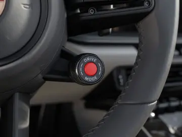 PORSCHE 992 992.2 911 Carrera Cabriolet Surround View