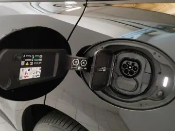 ANDERE Jaguar F-Pace 2.0 PHEV 404 CV AWD R-Dynamic Blac