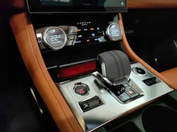 ANDERE Jaguar F-Pace 2.0 PHEV 404 CV AWD R-Dynamic Blac