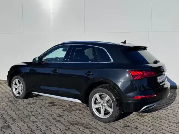 Audi Q5 SUV 2018