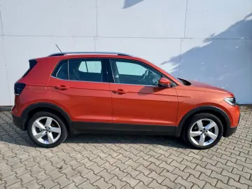 Volkswagen T-CROSS SUV 2021