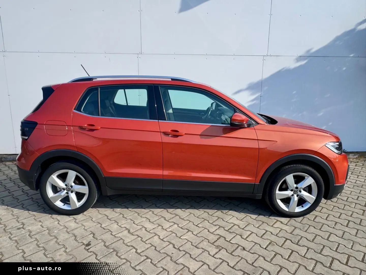 Volkswagen T-CROSS SUV 2021