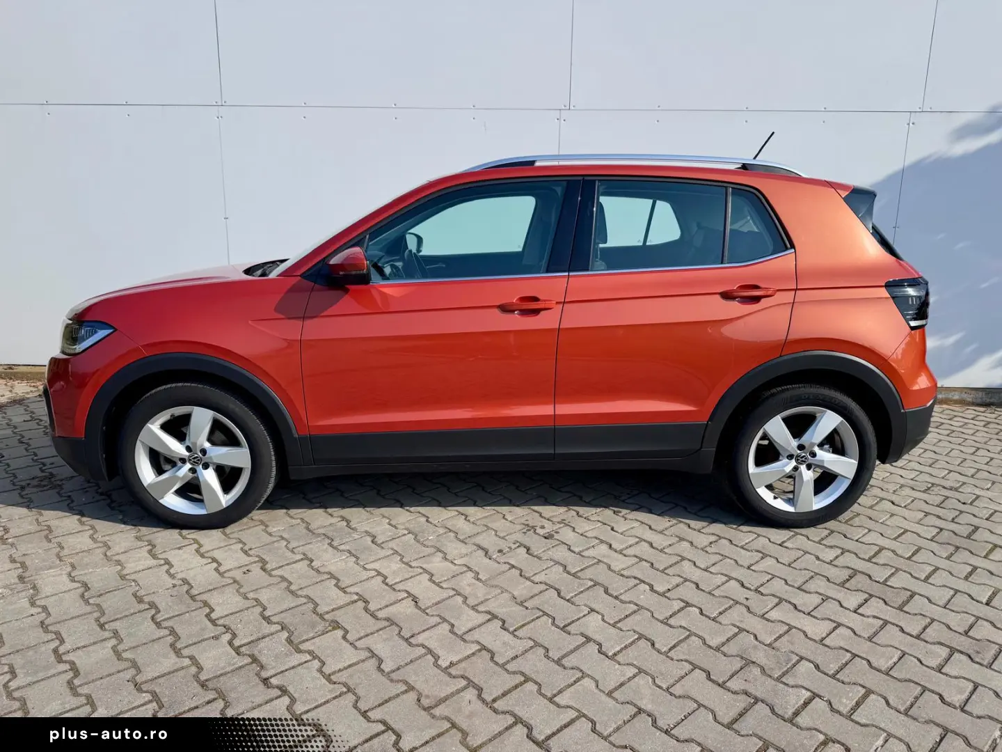 Volkswagen T-CROSS SUV 2021
