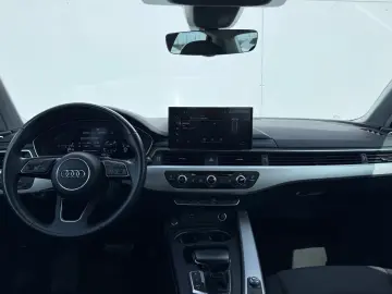 Audi A4 Sedan 2021