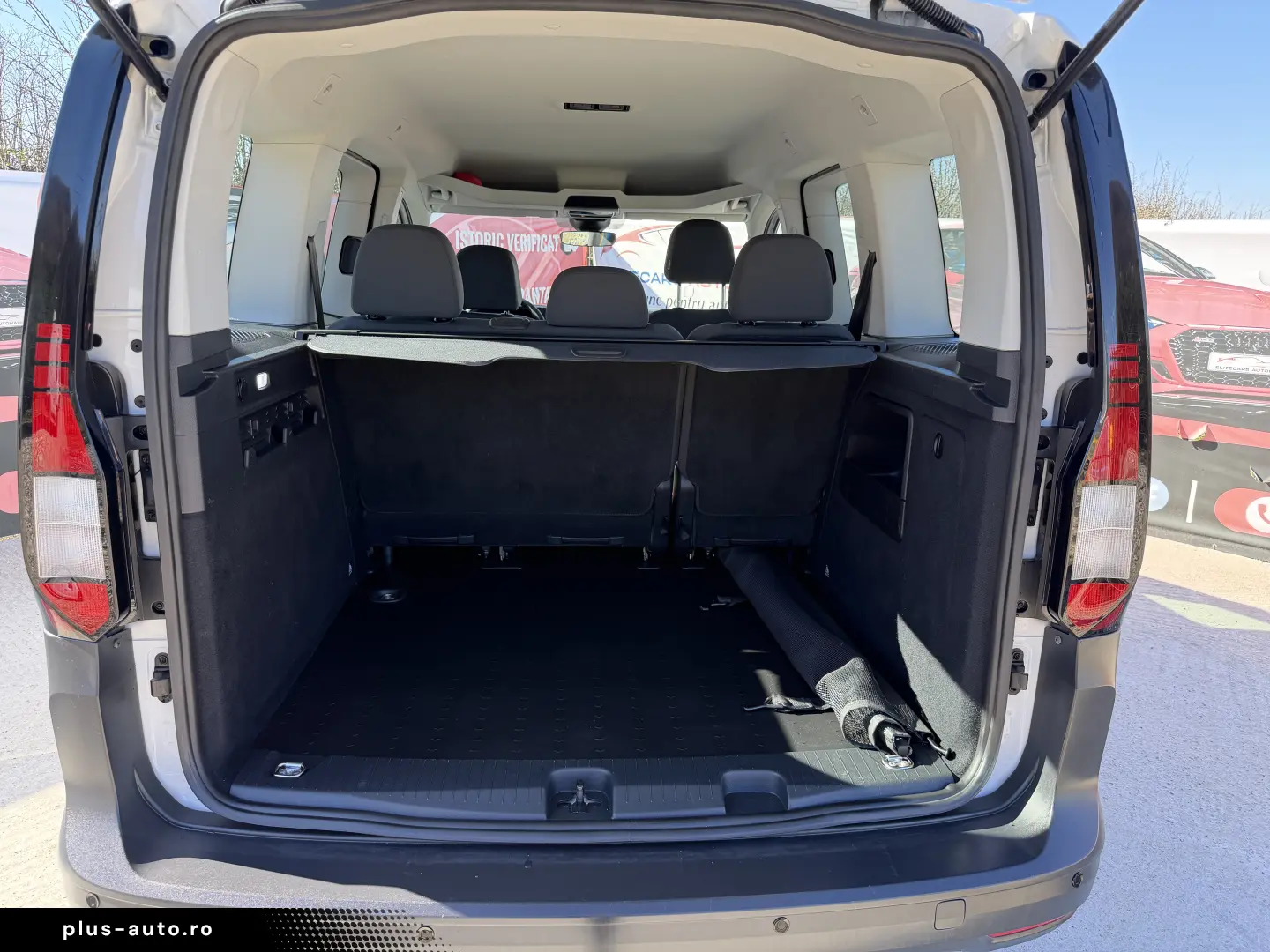 VW CADDY  2.0 TDI  5 locuri  12 luni garantie