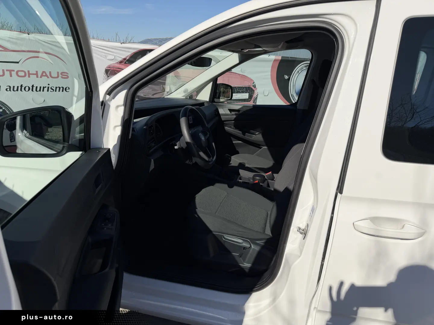 VW CADDY  2.0 TDI  5 locuri  12 luni garantie