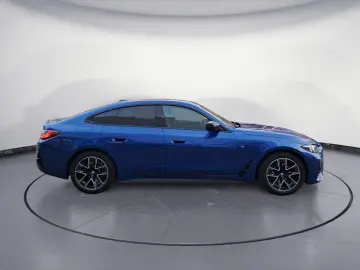 BMW M440i xDrive Gran Coupe M Sportpaket Pro Driving