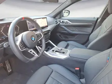 BMW M440i xDrive Gran Coupe M Sportpaket Pro Driving
