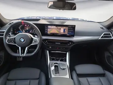 BMW M440i xDrive Gran Coupe M Sportpaket Pro Driving