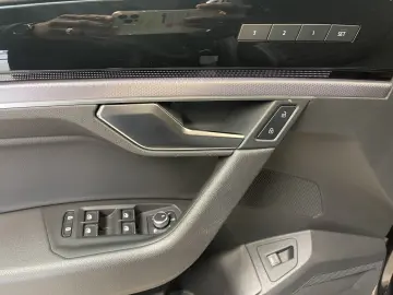 VW Touareg 3.0 V6 TDI 4Motion R-Line Pano R-Line LM