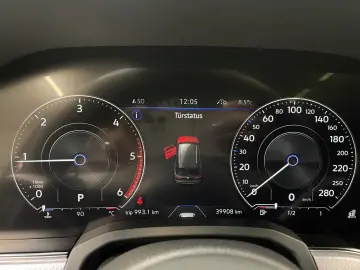 VW Touareg 3.0 V6 TDI 4Motion R-Line Pano R-Line LM