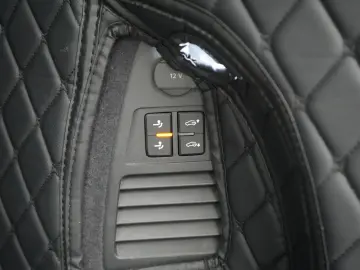 VW Touareg R-Line MASSAGE ACC DYNAUDIO NAVI VIRT