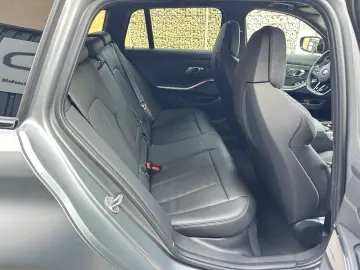 BMW M3 Competition xDrive  Frozen Vollleder M-Driver