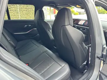 BMW M3 Competition xDrive  Frozen Vollleder M-Driver