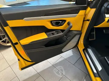 ANDERE Urus Sport-Paket  Body-Style-Paket  Service NEU