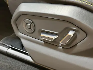 ANDERE Urus Sport-Paket  Body-Style-Paket  Service NEU