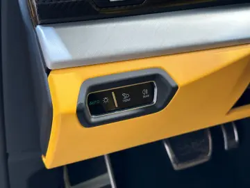 ANDERE Urus Sport-Paket  Body-Style-Paket  Service NEU