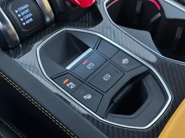 ANDERE Urus Sport-Paket  Body-Style-Paket  Service NEU