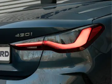 BMW 430 4-serie Cabrio 430i xDrive - M-Sport - 19