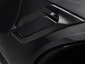 BMW X6 M Competition Sky Lounge Carbon Soft AHK TV