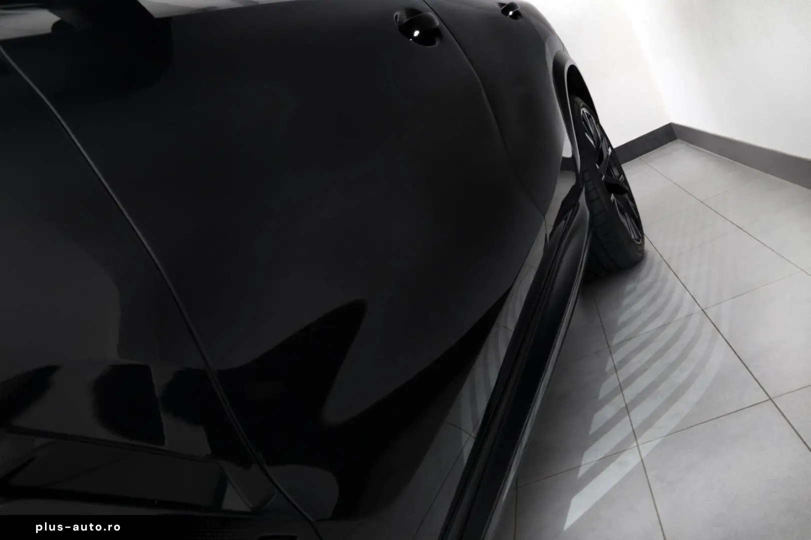 BMW X6 M Competition Sky Lounge Carbon Soft AHK TV