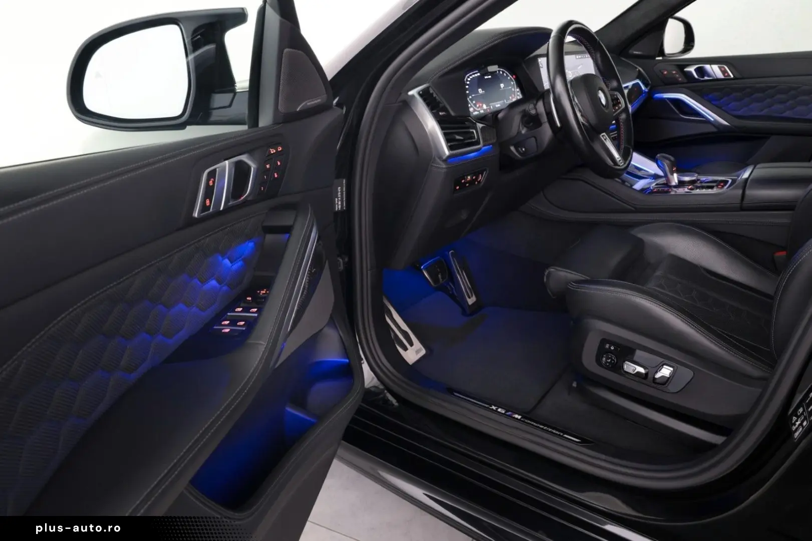 BMW X6 M Competition Sky Lounge Carbon Soft AHK TV