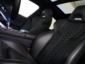 BMW X6 M Competition Sky Lounge Carbon Soft AHK TV