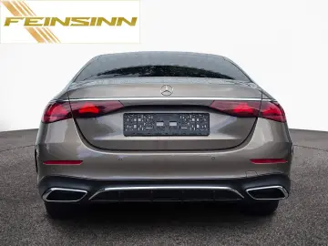 Mercedes-Benz E 200d AMG Burmester